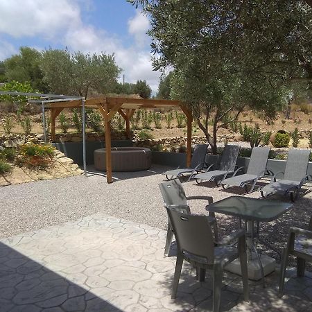 Evgenias Olive House Villa Kalathos Exteriör bild